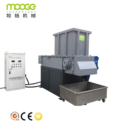 Flake Plastic Waste Shredder Machine Carton Paper 2000kg/H Water Bottle