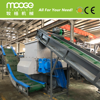 Single Shaft Waste Plastic Lumps Shredder Machine 200kg/H Granulator