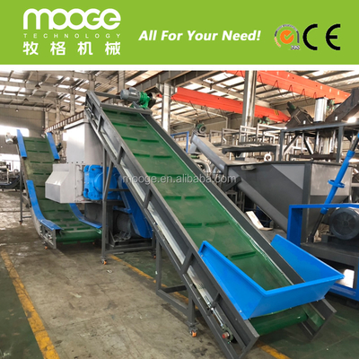 Single Shaft Waste Plastic Lumps Shredder Machine 200kg/H Granulator