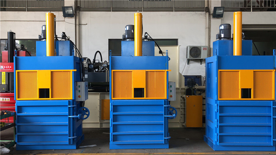 Plastic Waste Flakes Hydraulic Compress Compactor Baler
