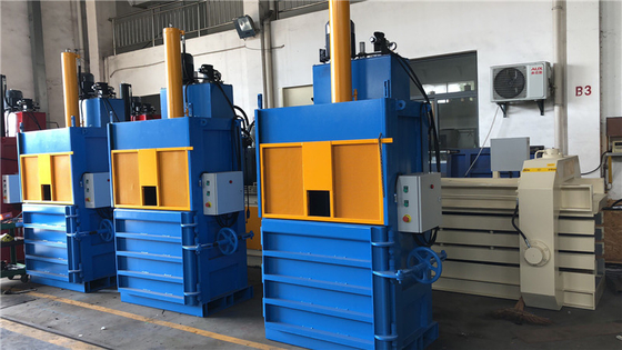 Plastic Waste Flakes Hydraulic Compress Compactor Baler