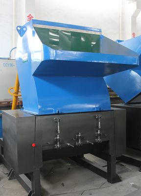 Terex Made Waste Recycling Grinding Hollow Container Plastic Crusher