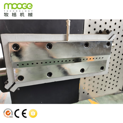 High Capacity Waste Bottles Flakes Plastic Recycling Granulator Hard Tooth Surface Gear Box Granulating Machine