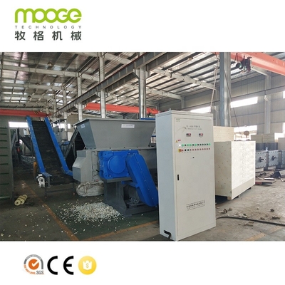 Single Shaft Waste Plastic Lumps Shredder Machine 200kg/H Granulator