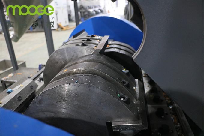 Fixed Blade 4 Waste Plastic Bottle Crusher For Recycling Online Support 9